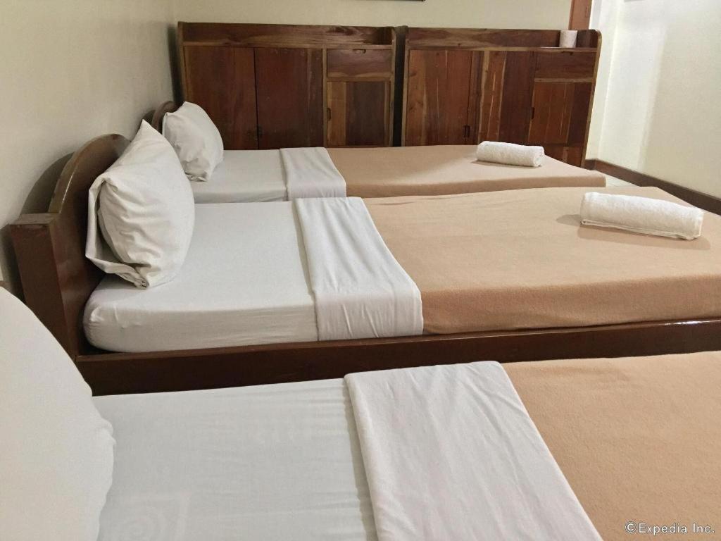 El Haciendero Private Hotel Iloilo City Ngoại thất bức ảnh