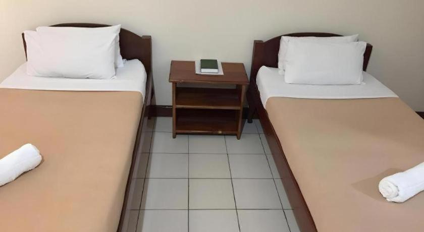 El Haciendero Private Hotel Iloilo City Ngoại thất bức ảnh
